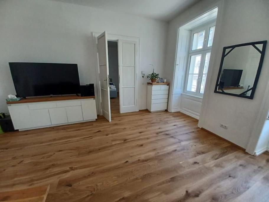 Sehr Zentral Gelegen Viena Exterior foto